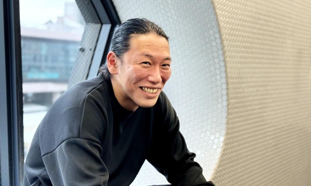 ▲インテリアデザイナー・渡辺力さん(JOKE.)