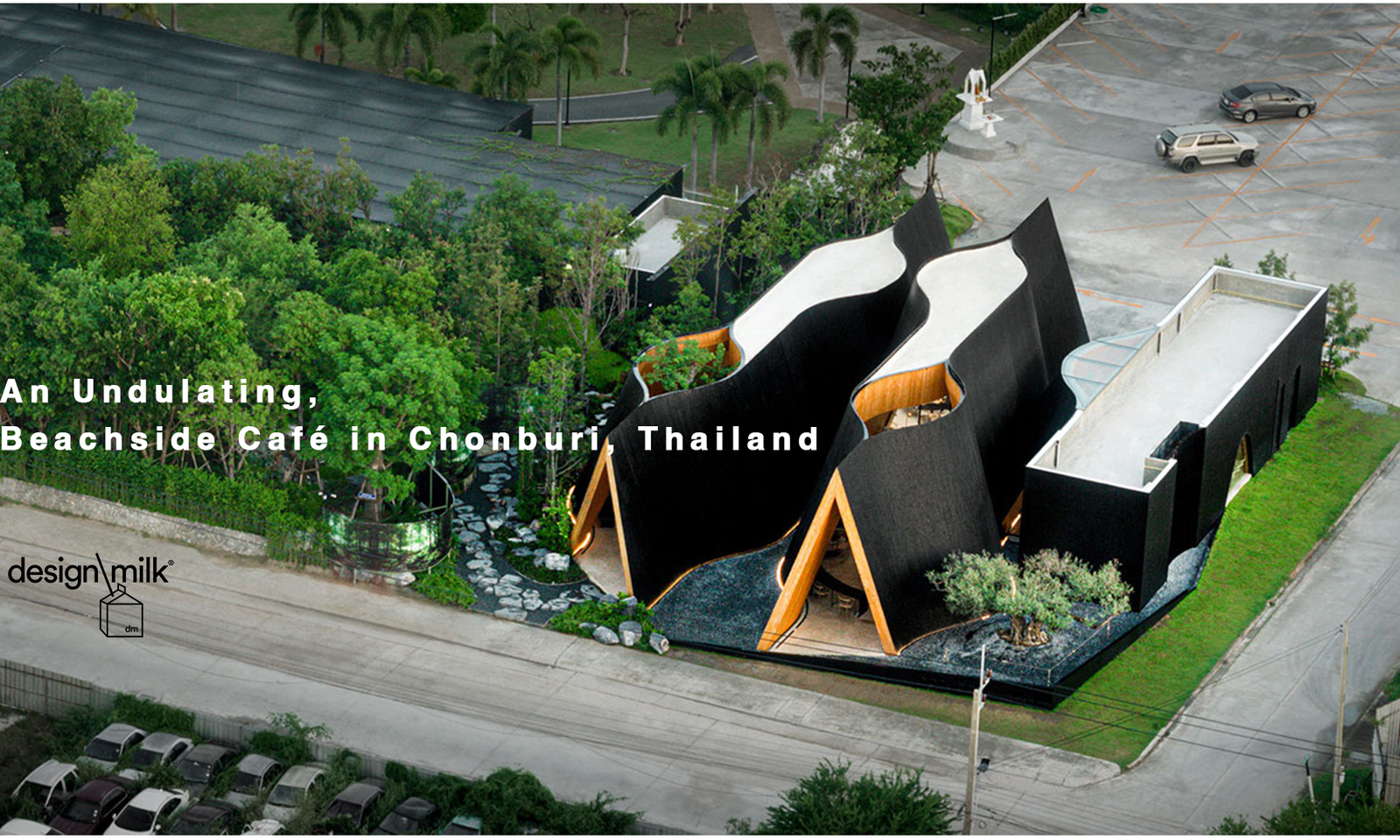 An Undulating, Beachside Café in Chonburi, Thailand