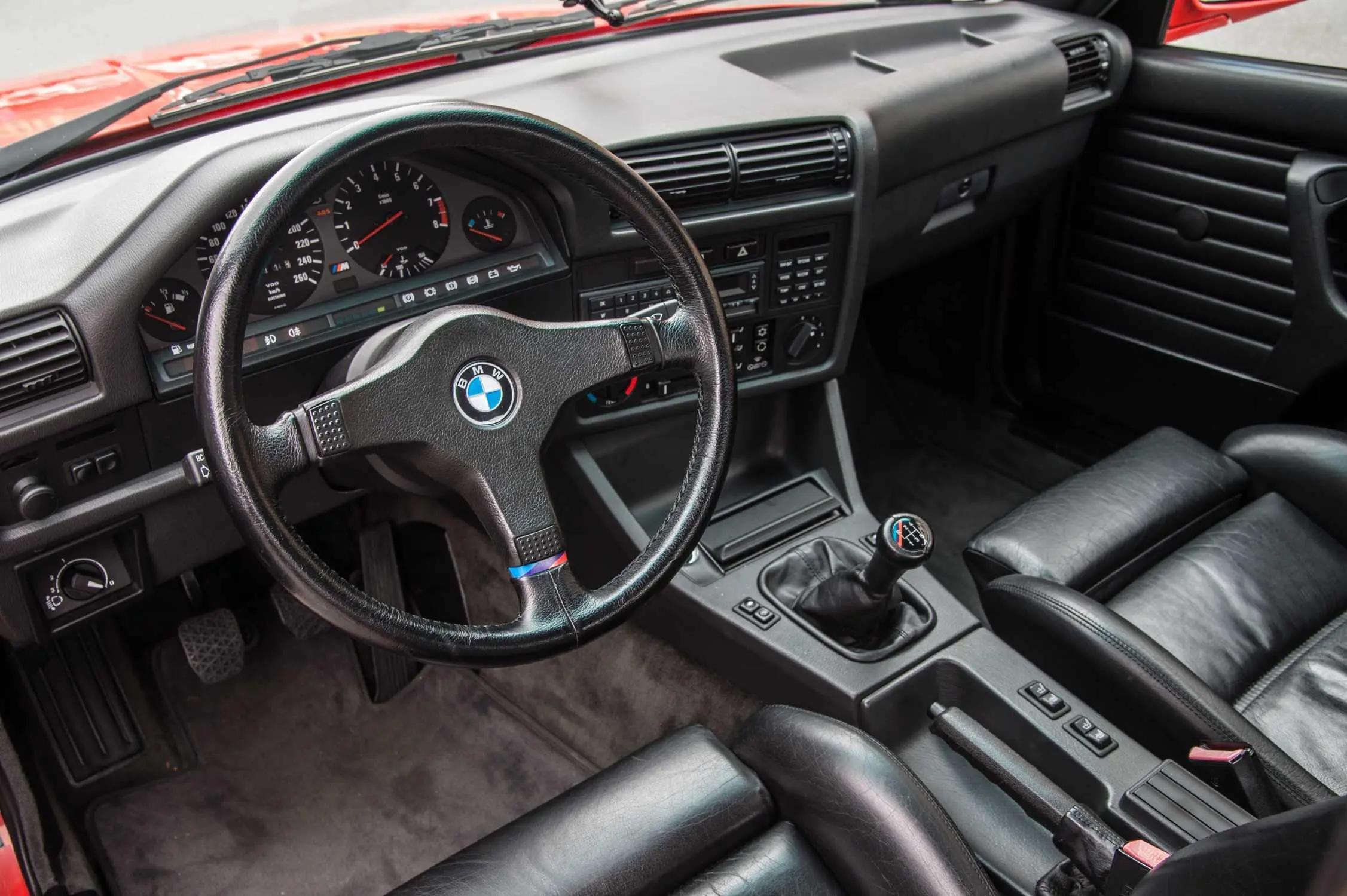 interior-e30-m3