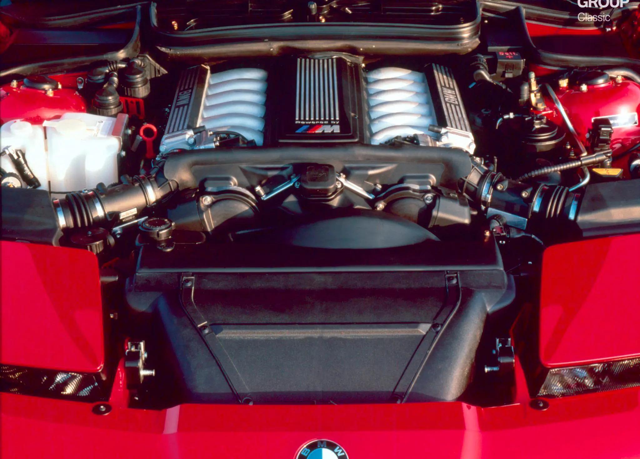 bmw-850csi-motor