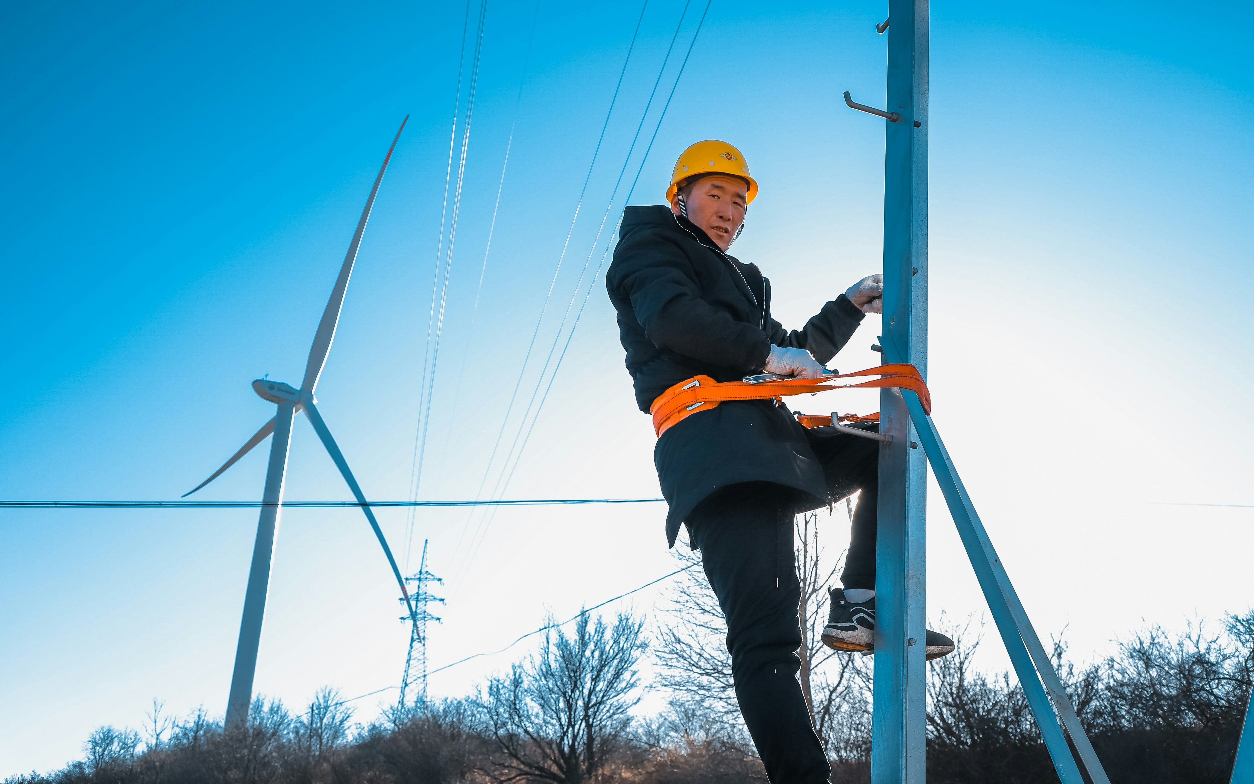 Power to People: AI Hasn’t Picked Energy’s Winner