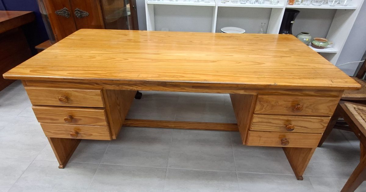 Double Pedestal Desk  2