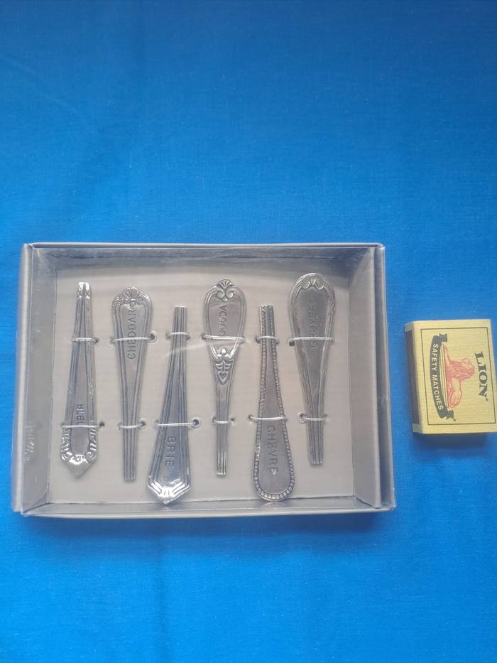 Serve Ware Stem Cheese Markers 