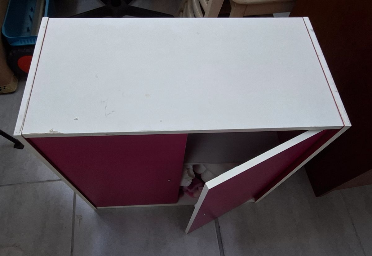 Pink & White 2-Door Storage Cabinet 3