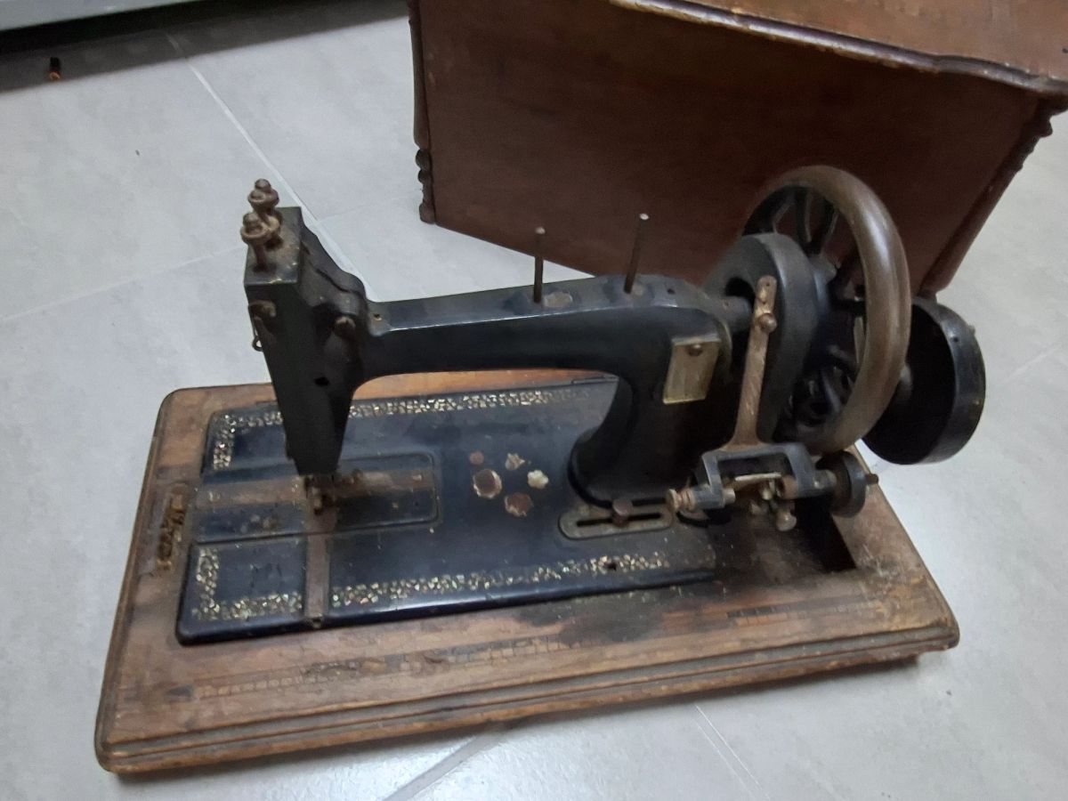 Antique German Hand-Crank Sewing Machine 2