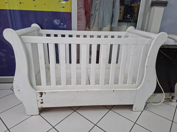 Sleigh Style Baby Cot