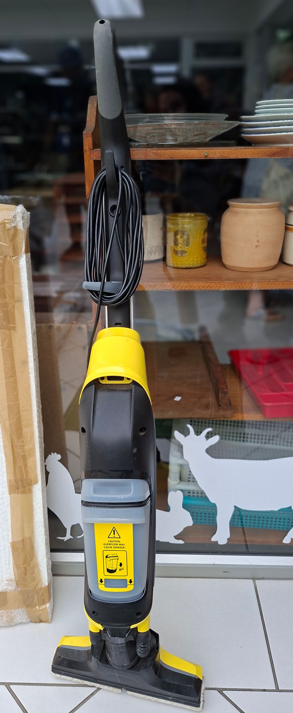 Kärcher FC 5 Hard Floor Cleaner  2