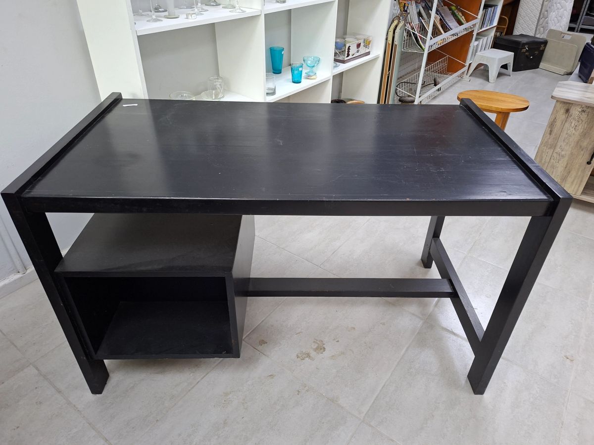 Black Wooden Study Desk 2