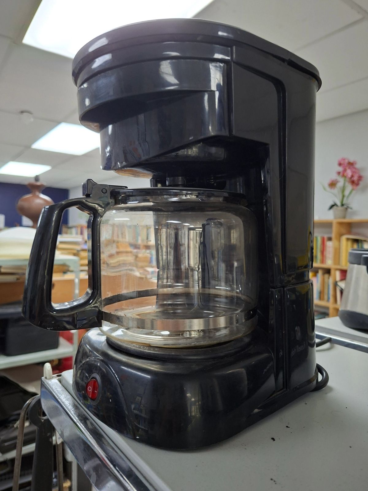 Black Electric Drip Coffee Maker 2