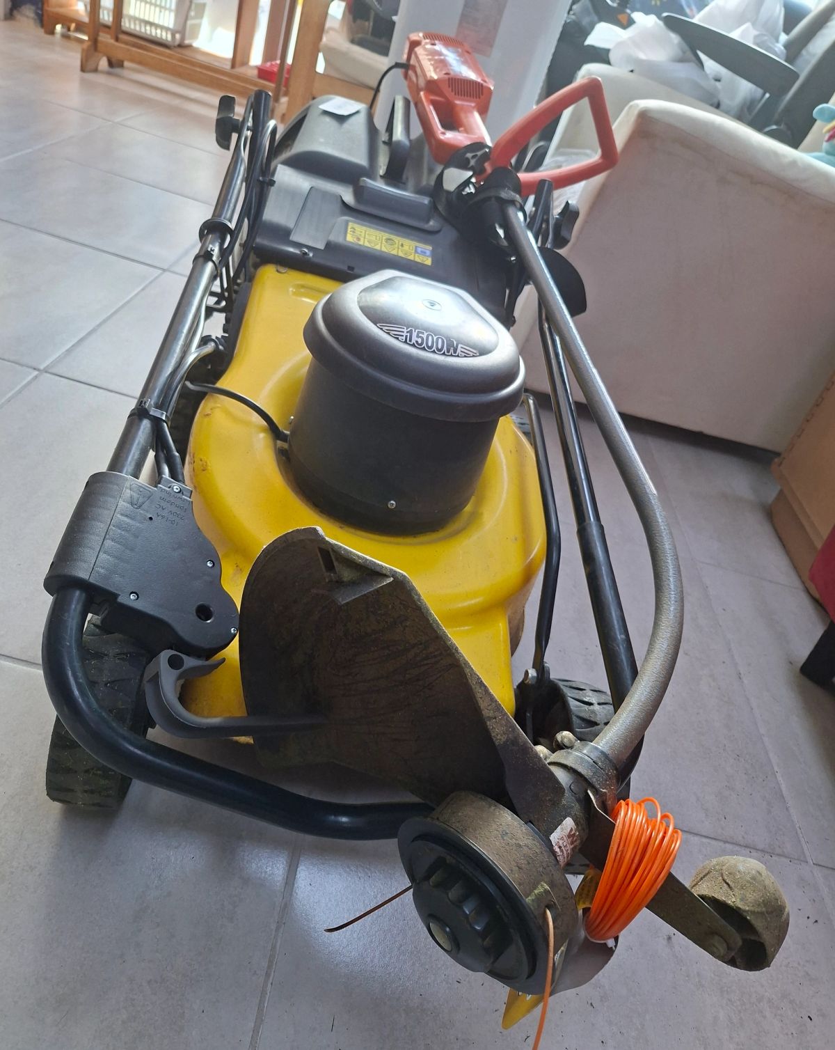Tandem Prima Electric Lawnmower  3