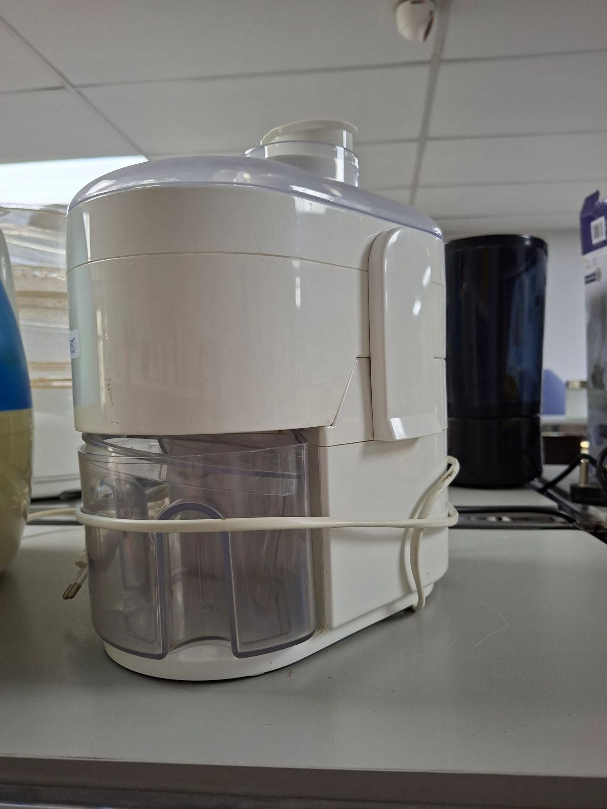 Kenwood Juicer 3