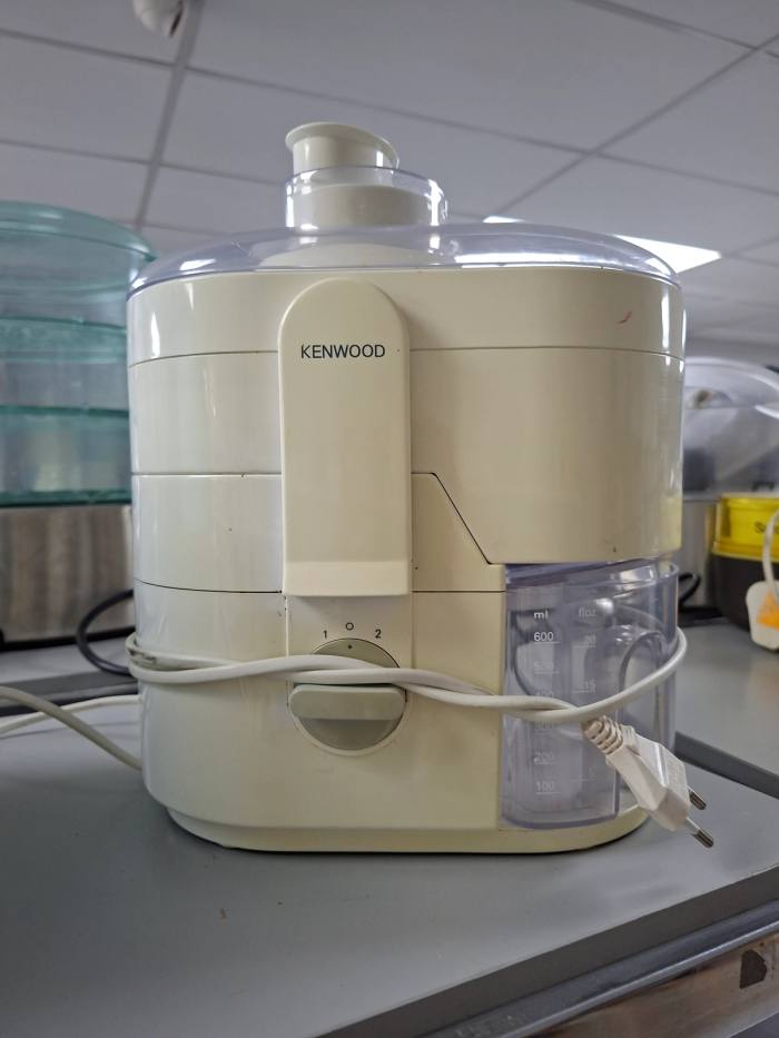 Kenwood Juicer