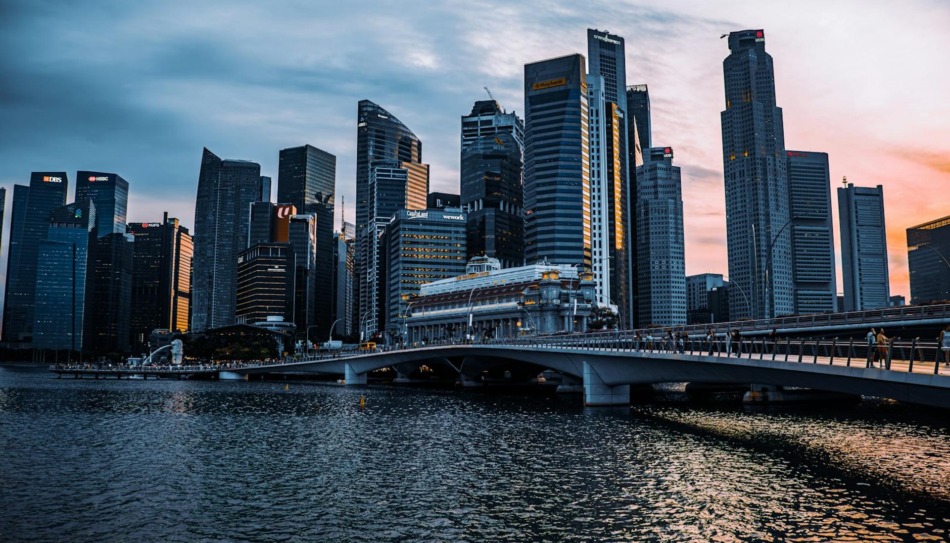 Singapore Private Home Prices Rise 1.4 Percent in the Third Quarter as Prime Districts Fall