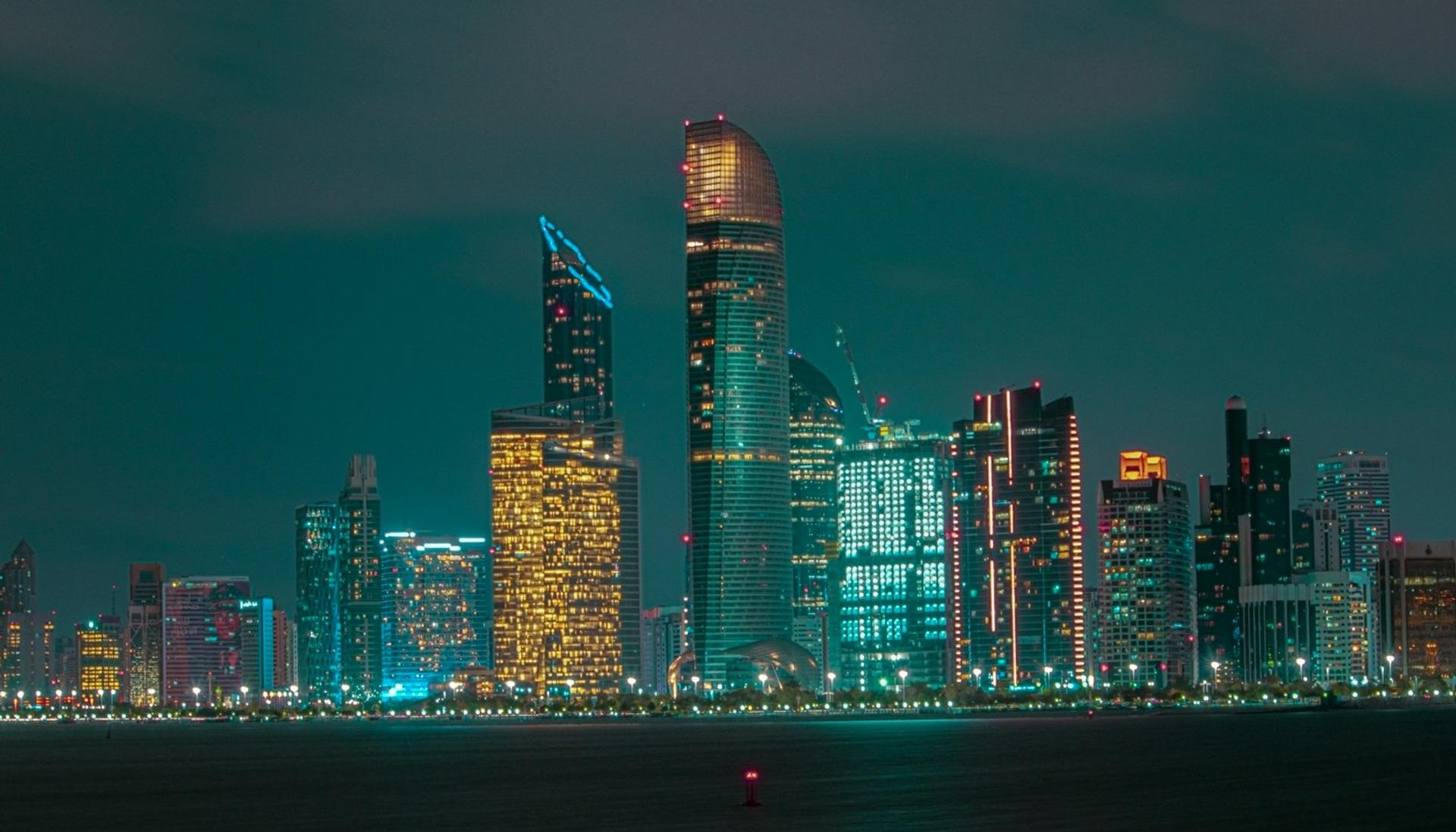Abu Dhabi Extends Building Occupancy Certificate Deadline to November 30