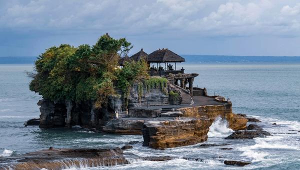 Bali vs Jakarta: Where Should Foreigners Buy Property in Indonesia?