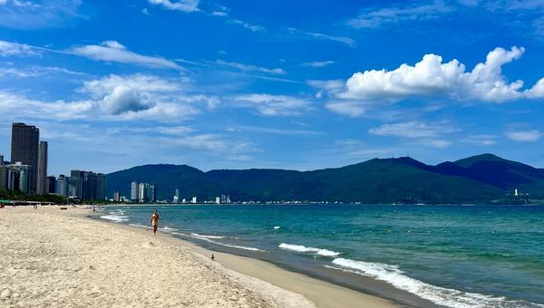Da Nang Beachfront Condo Prices Per Square Meter in 2025 and 2026: What Foreign Buyers Are Actually Paying