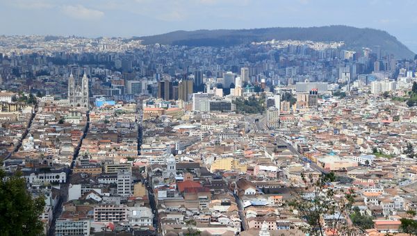 Ecuador Real Estate Scams: What Foreign Buyers Need to Know