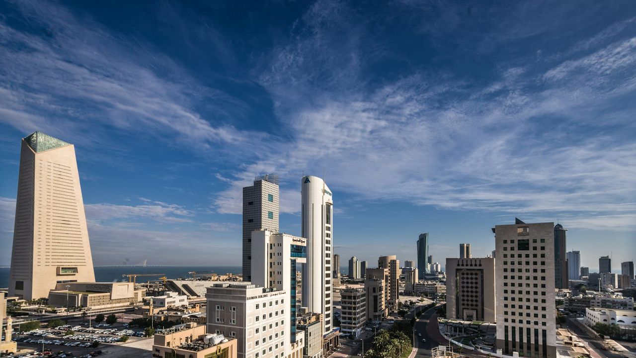 Kuwait Issues Decree-Law 114 of 2026 With a 25-Year Cap on Housing Mortgage Finance