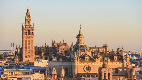 Spain Real Estate Scams: Illegal Builds, Okupas Risk, and What Foreign Buyers Need to Know