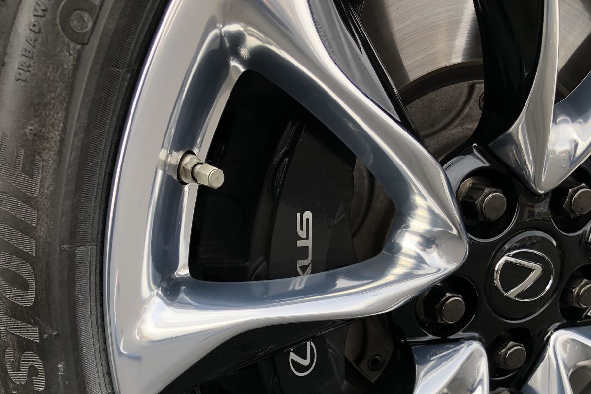 The Complete Guide to Car Rim Refinishing: When to Repair vs Replace