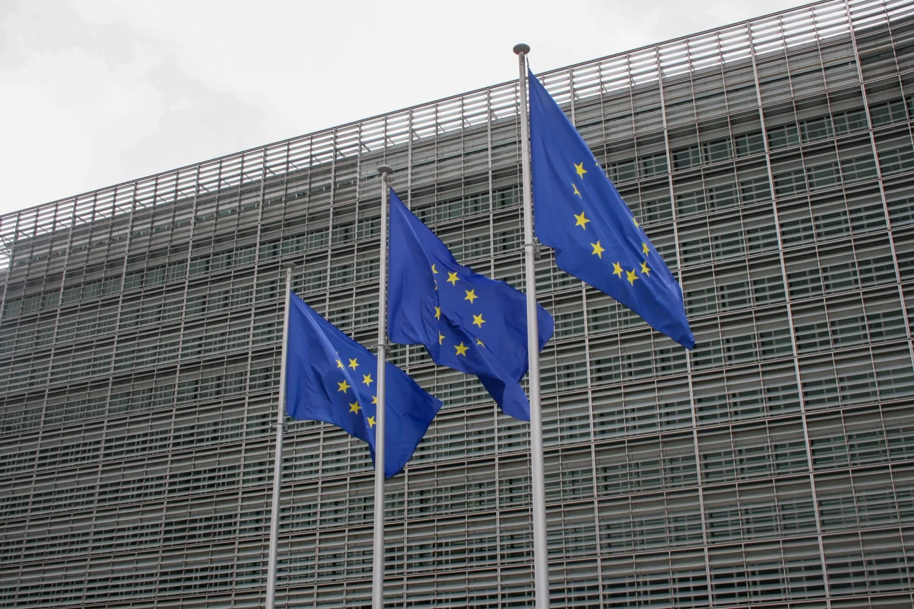 SFDR 2.0: The European Parliament raises the bar - what it means for asset managers illustration