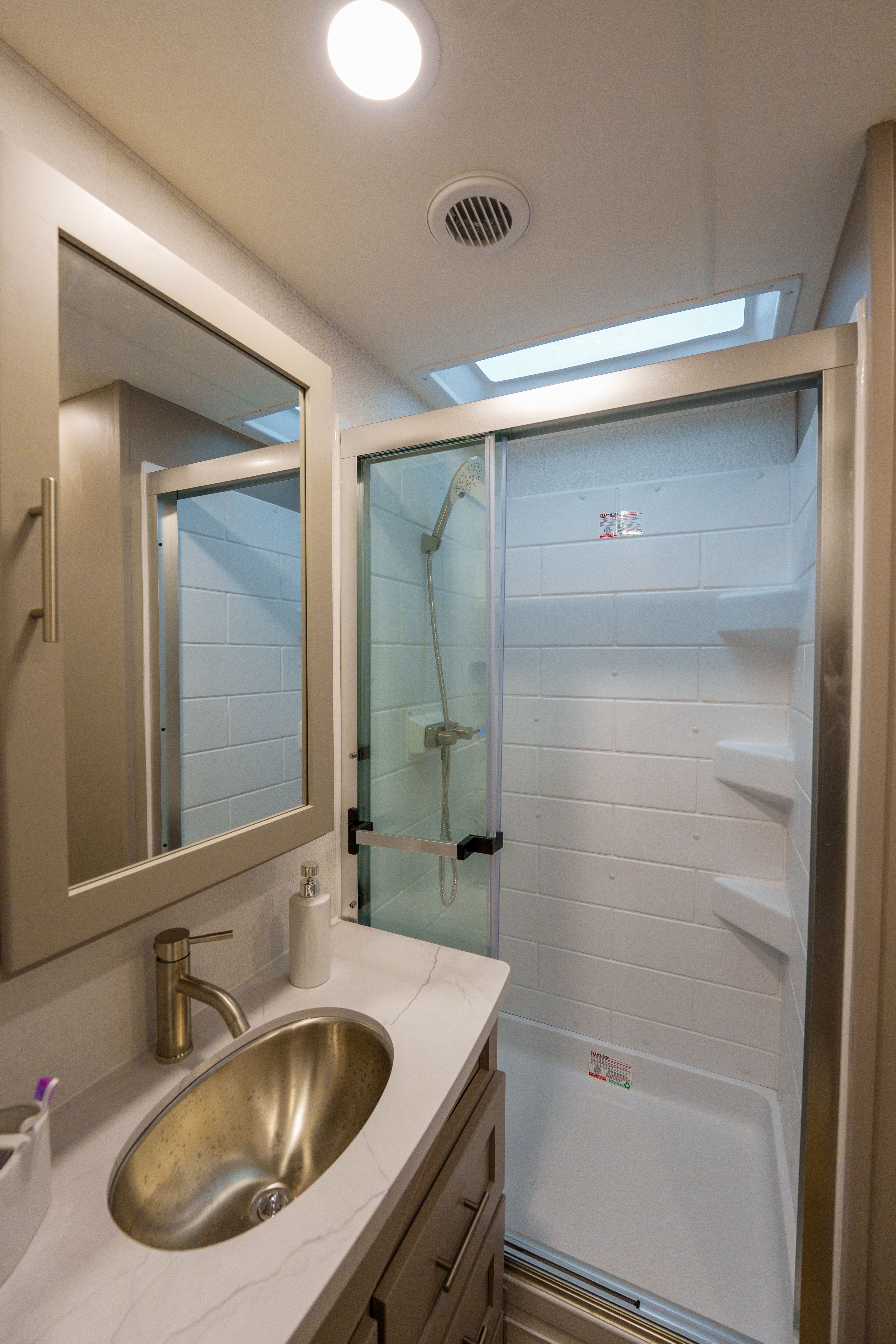 2026 Alliance Avenue 298RL photo 4