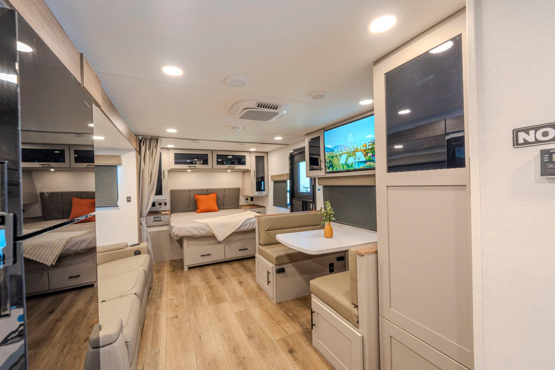 2026 Alliance Delta ML226 interior photo 7