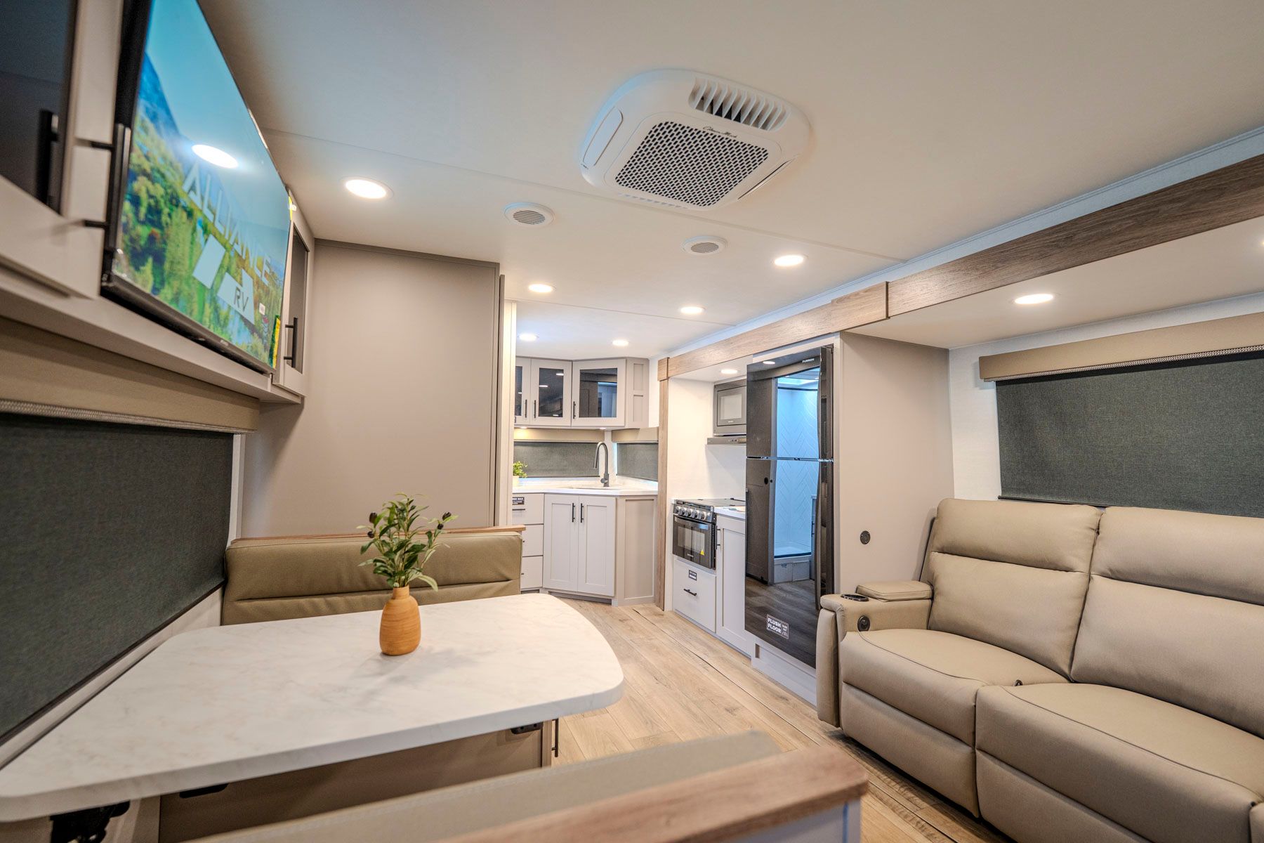 2026 Alliance Delta ML226 interior photo 2