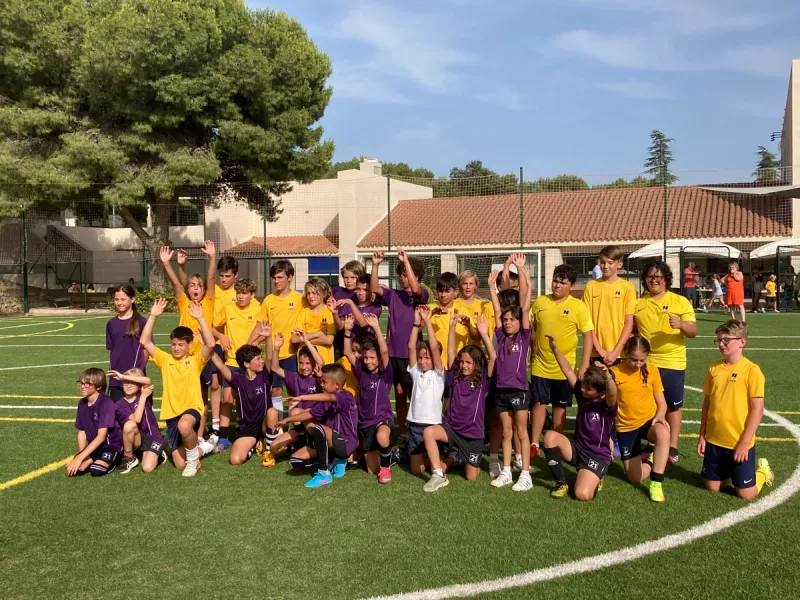mont21 school football team in Spain