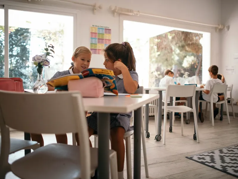 young girls in flexible learning enviroment