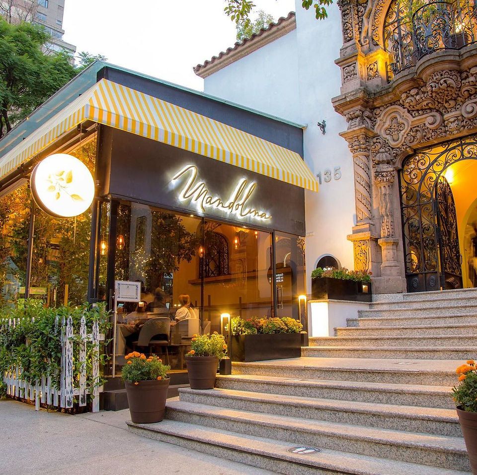Platillo de Mandolina, restaurante cerca del Parque Lincoln