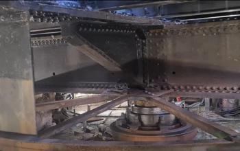 Internals of a swing bridge | Pearle Marine