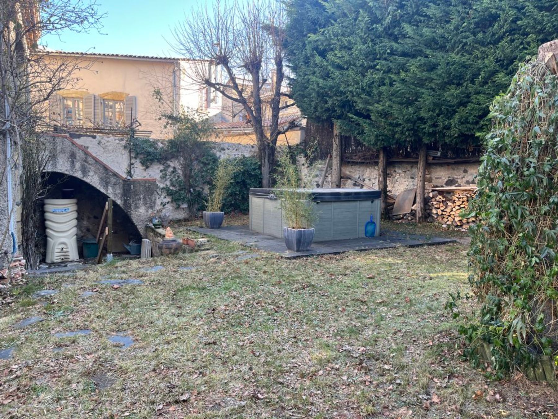 Orcet, maison de caractère de 231 m² sur une parcelle de 510 m² – photo 3