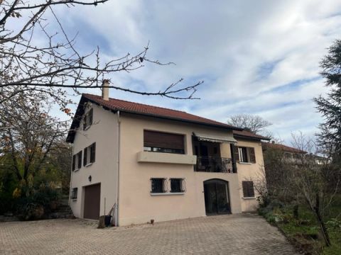 Villa à Cournon d'Auvergne