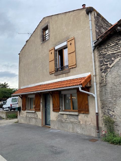 Maison de bourg à Ménétrol