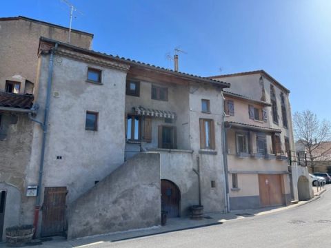 Maison de village à Orcet