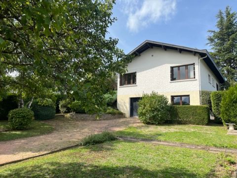Villa à Pérignat-les-Sarliève