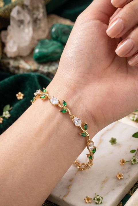 Tulip White and Green Crystal Braclet