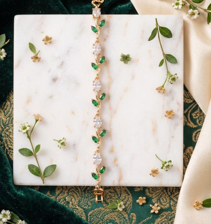 Tulip White and Green Crystal Braclet — alternate view