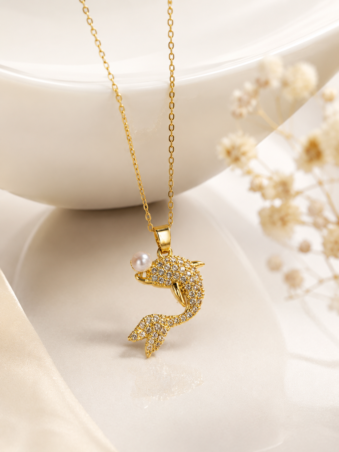 Golden Dolphin Pearl Pendednt Necklace
