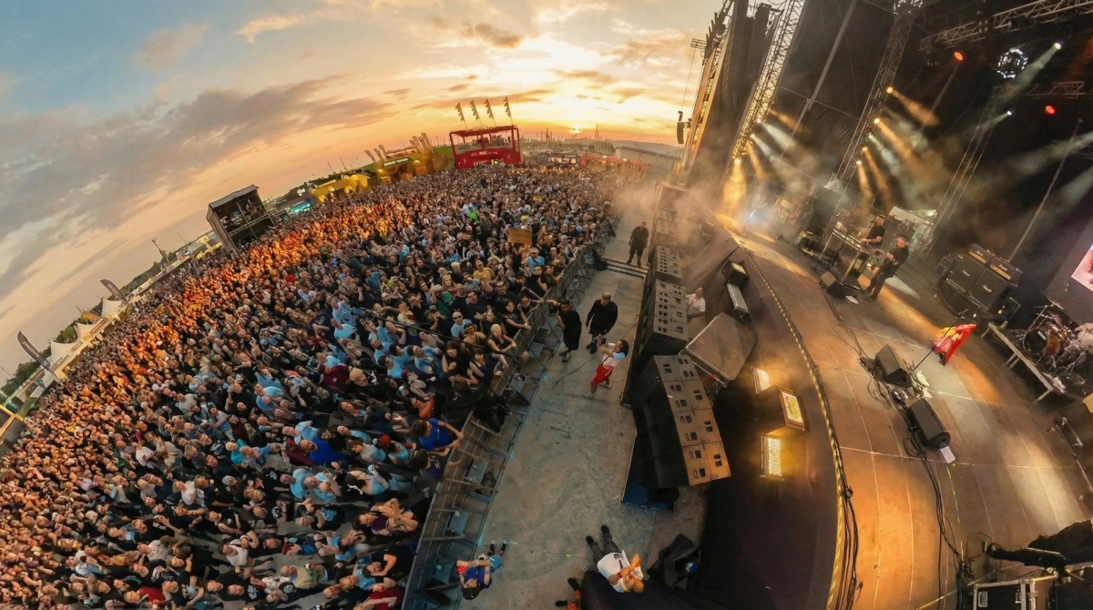 Making memories together at Release Athens Festival