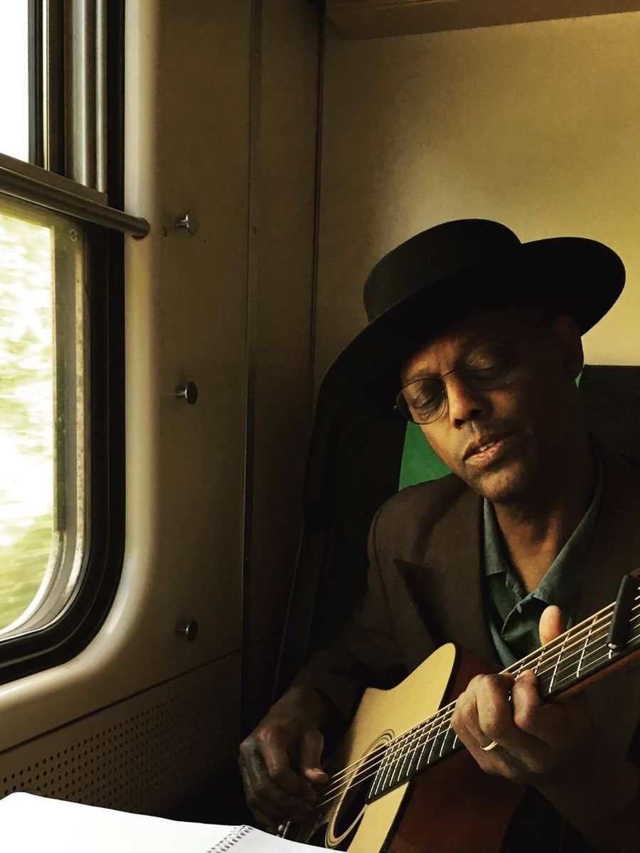 Eric Bibb
