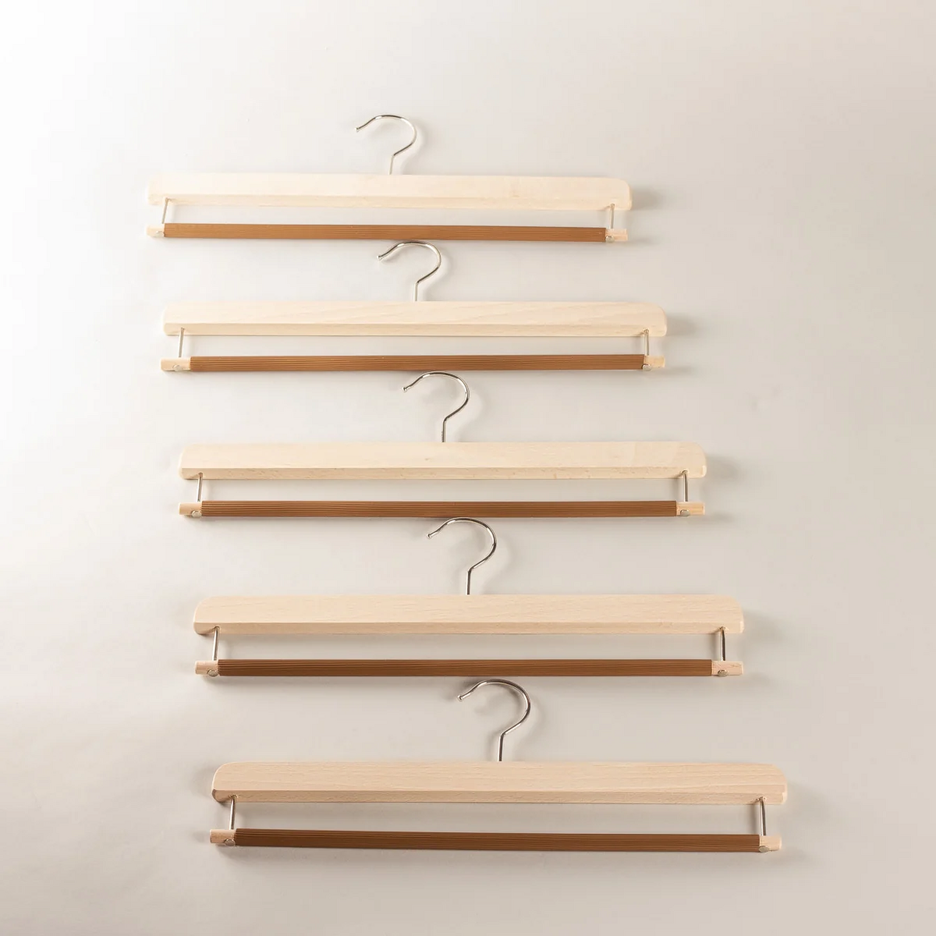 Unfinished Beechwood Trouser Hanger with Rubber Non-Slip Bar – product view 5
