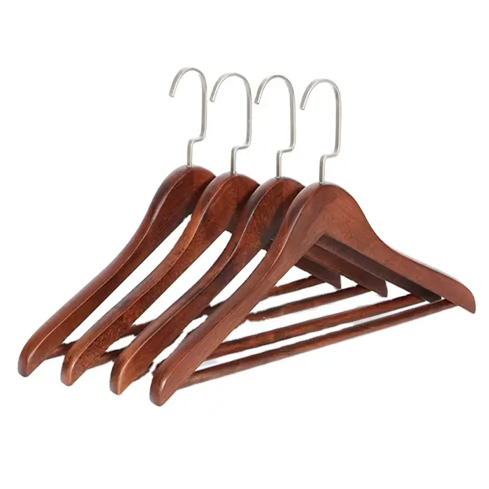 Holz-Kleiderbügel im Antikfinish – Produktansicht 4