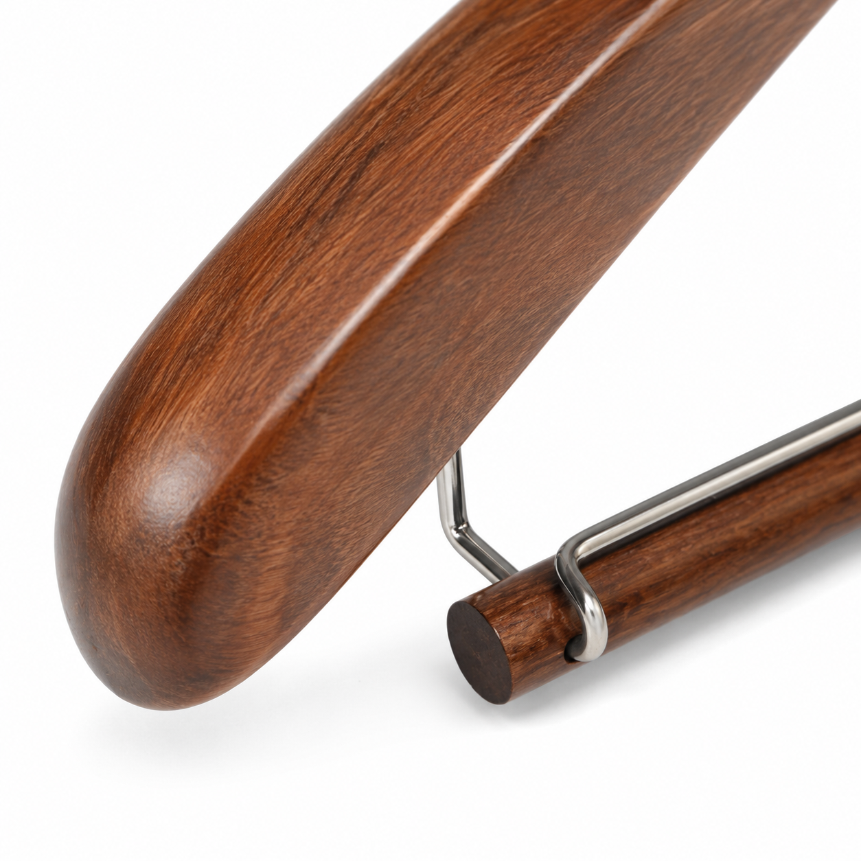Holz-Kleiderbügel mit Rundstange und breiter Schulter – Produktansicht 3
