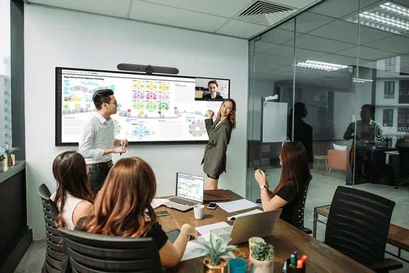 Robusst careers — Build the Future of Telecom with Robusst