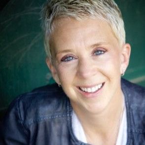 Tracy Geist, Chief Marketing Officer, webinar speaker headshot