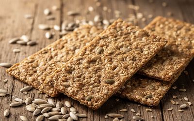 Whole Grain Crackers: Best Choices
