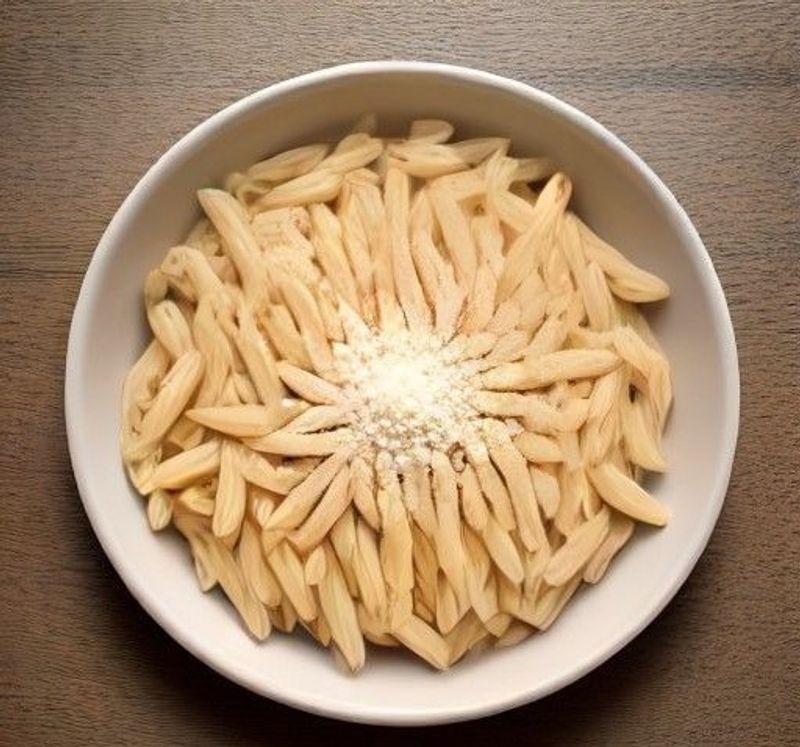 Illustrazione generata con AI: ciotola di penne secche