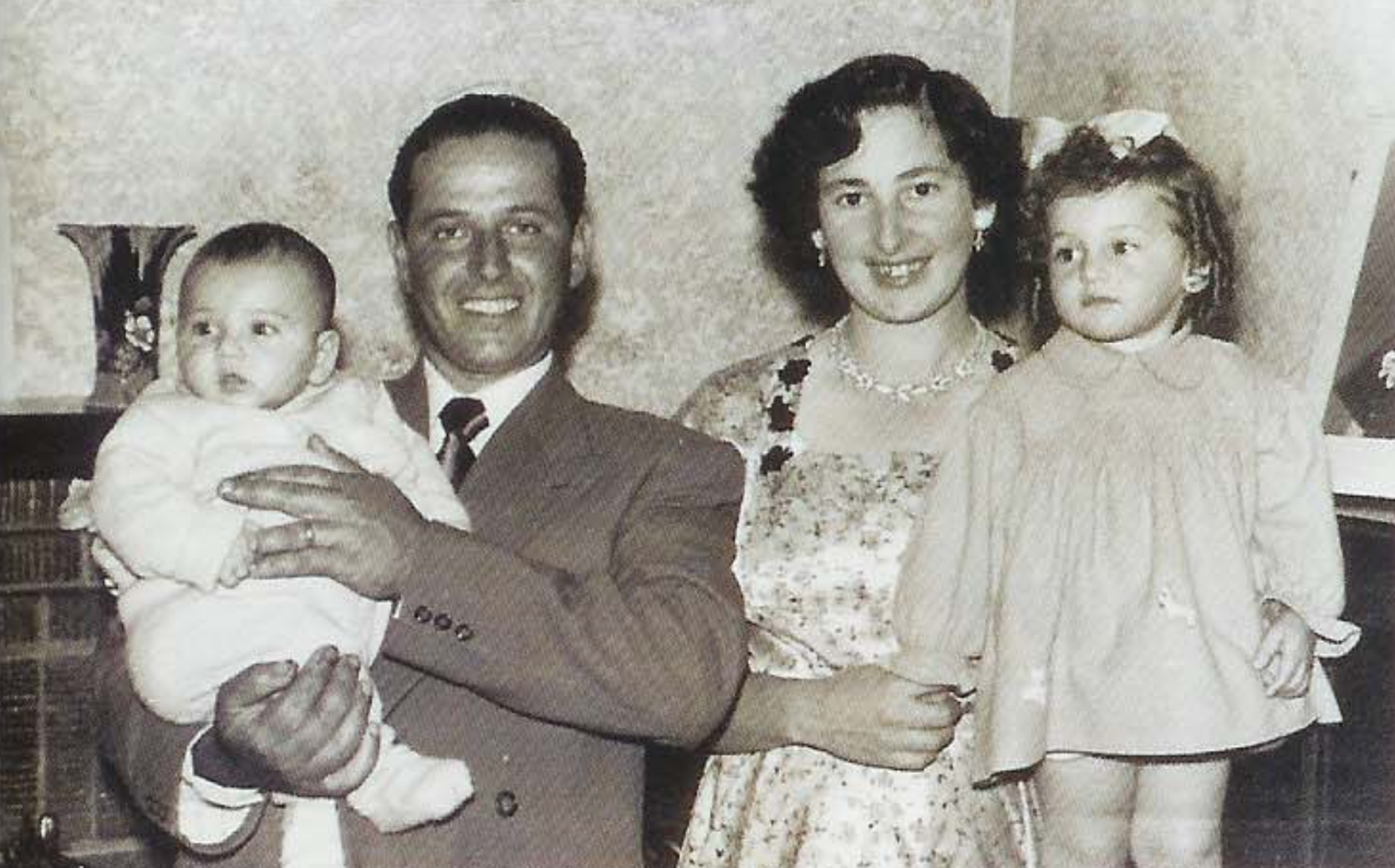 Natale and Sylvia Ricciardi with Ian and Tonia children